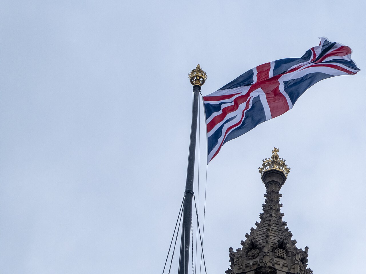 Le drapeau britannique flottant à Londres